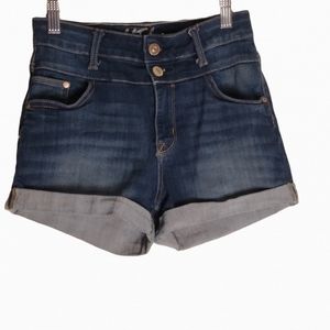 Wallflower junior highrise cuffed demin/jean shorts size 3